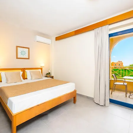 Koulouris Hotel Kávos